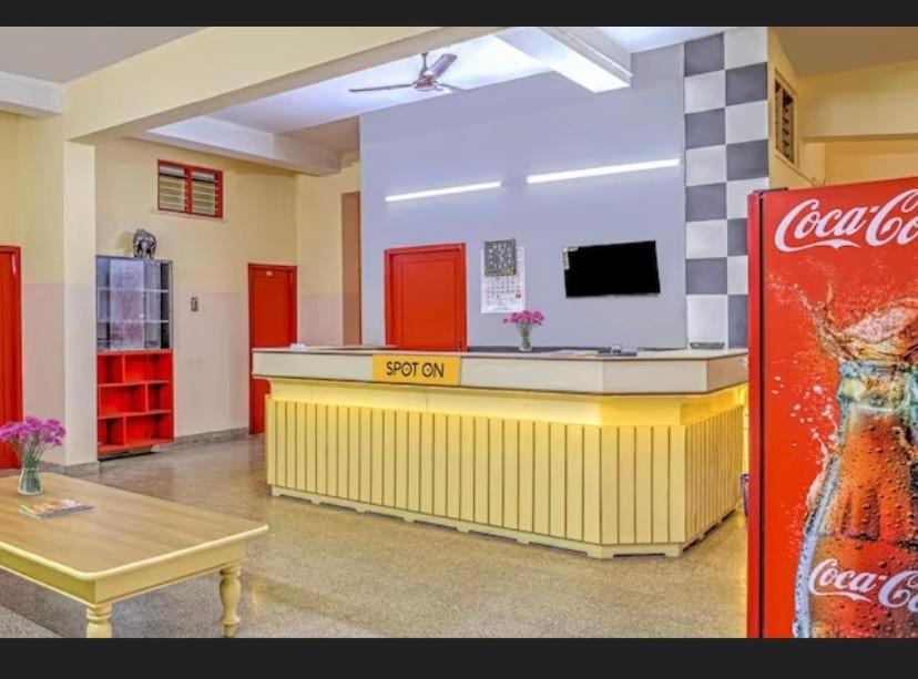 Ss Kkp Tourist Home 特里凡得琅 外观 照片